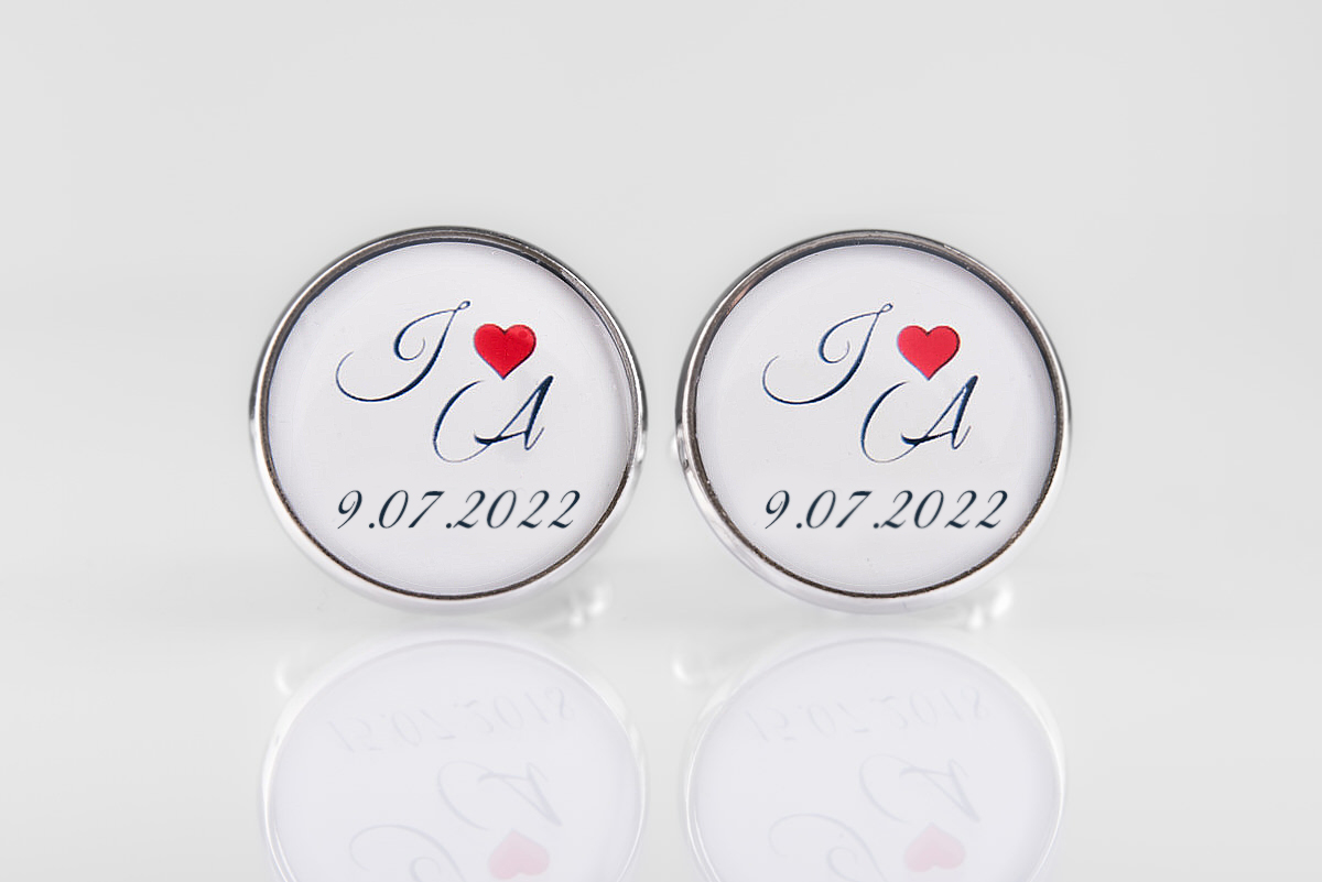 Butoni initiale, data si inimioara