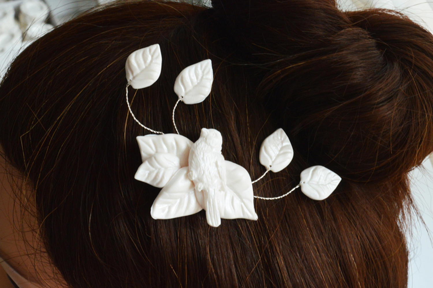 Agrafa mireasa simpla cu frunze si pasare