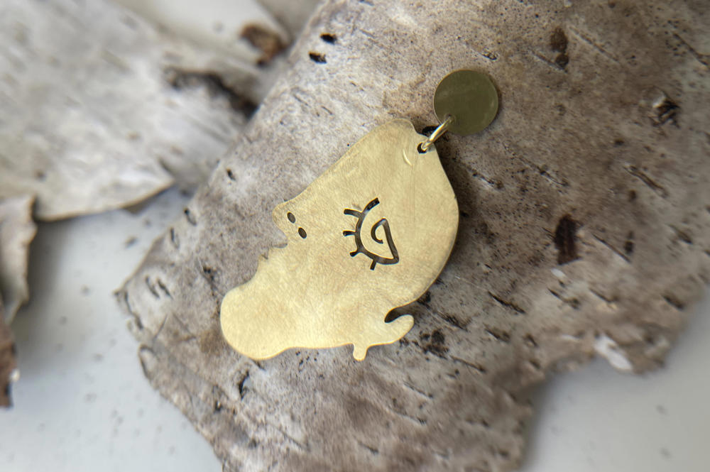 Cercel Expresiv, Sarmant